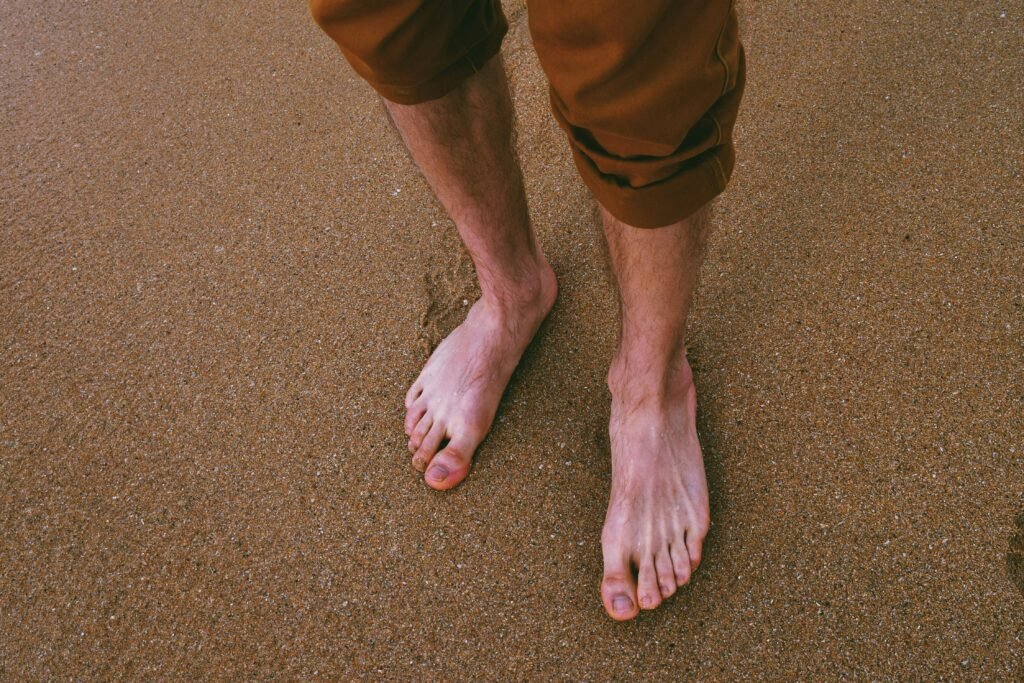 10 benefits of walking barefoot