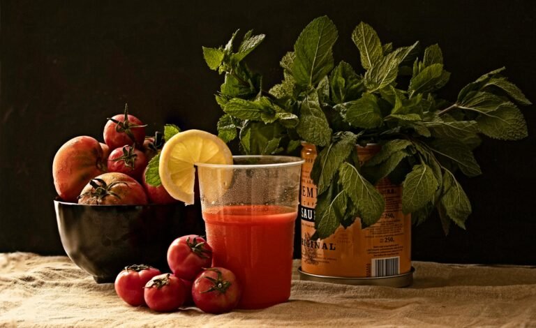 benefits of tomato juice